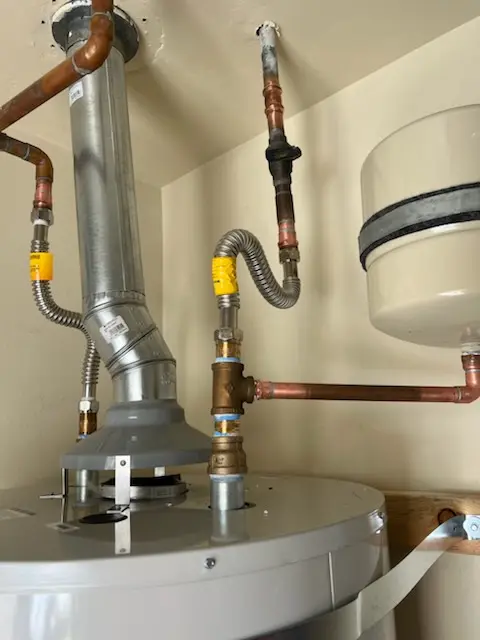 Water heater installation and plumbing repair in New Hempstead